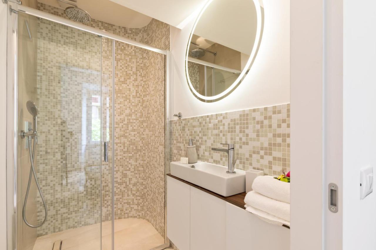 Buzzstays - Stylish Apartments Vatican Rome Downtown Dış mekan fotoğraf