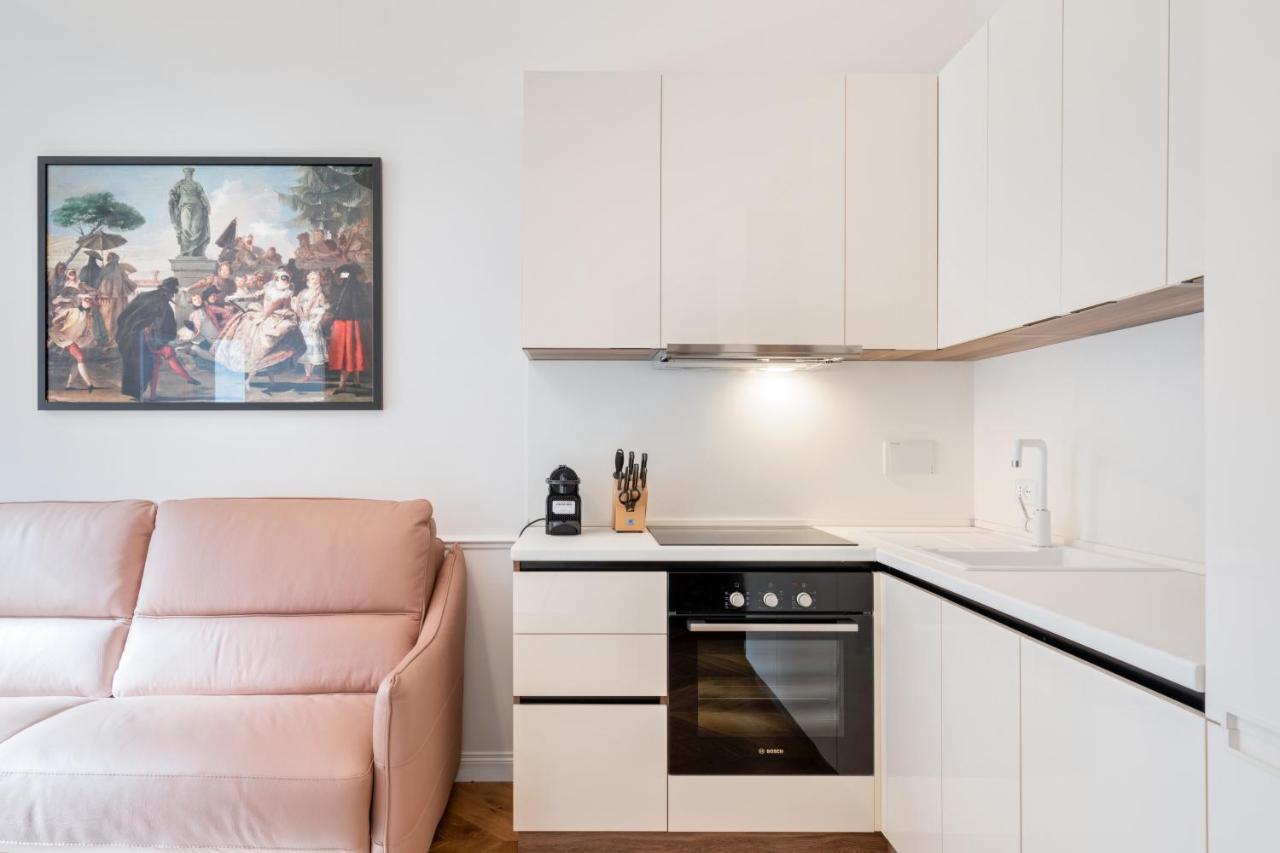 Buzzstays - Stylish Apartments Vatican Rome Downtown Dış mekan fotoğraf